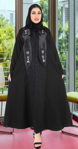 عباية اسود شك ياقة تفتة اسود 5037