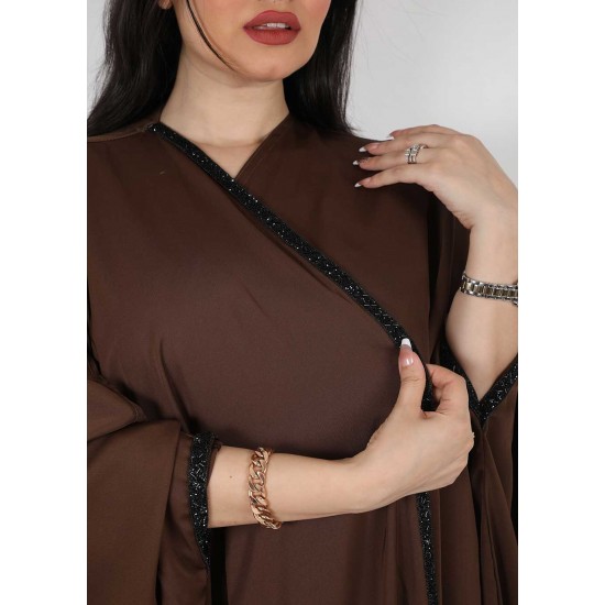عباية بشت بني كلفة  اسود في الامام والكم 5045